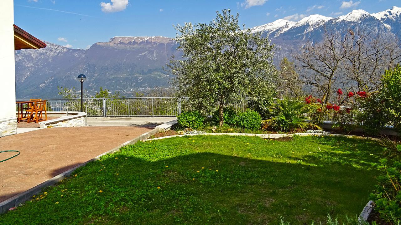 La Quiete 23 Lake View Apartment By Gardadomusmea Tremosine Exteriör bild